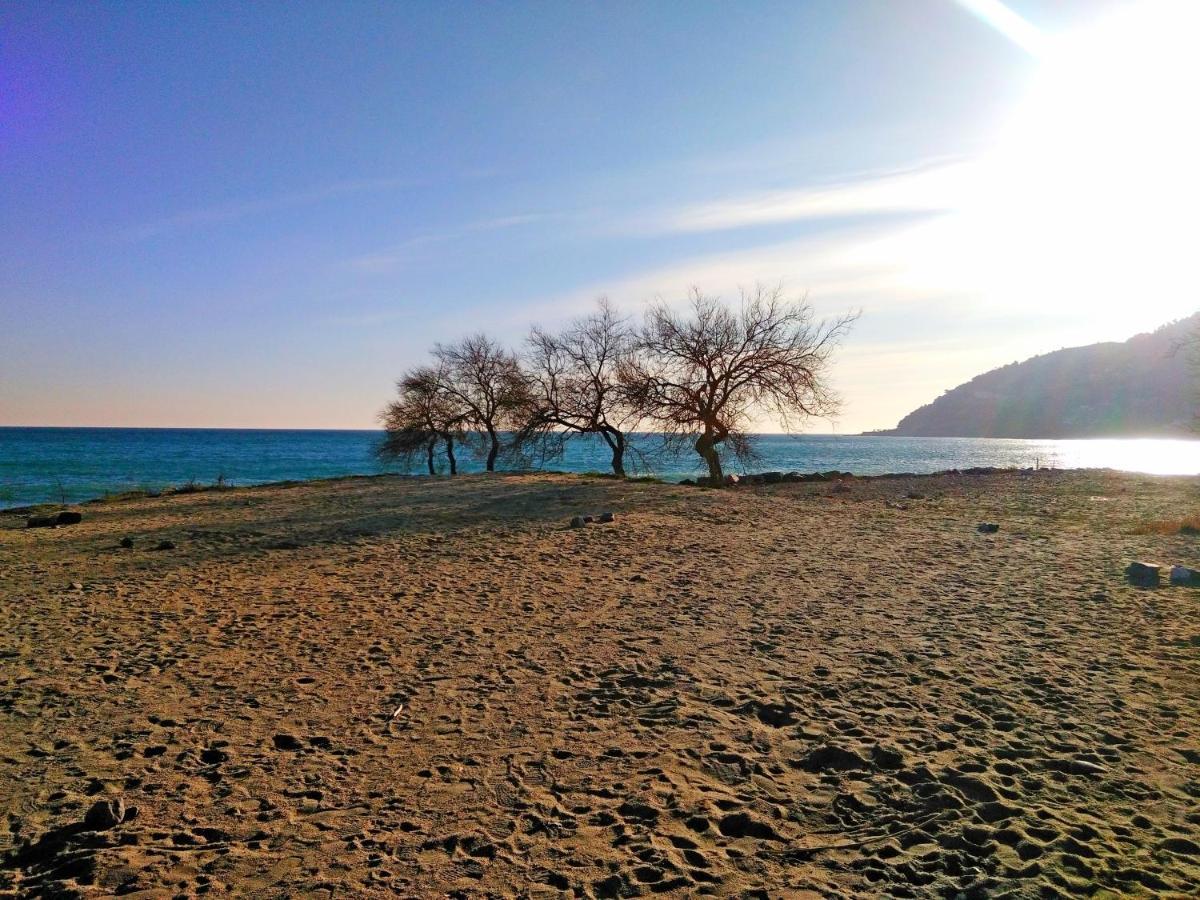 Case Vacanze Borgo Faraldi Villa Faraldi Buitenkant foto